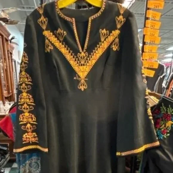 Black & Gold Embroidered Caftan Maxi Dress - Picture 4 of 5